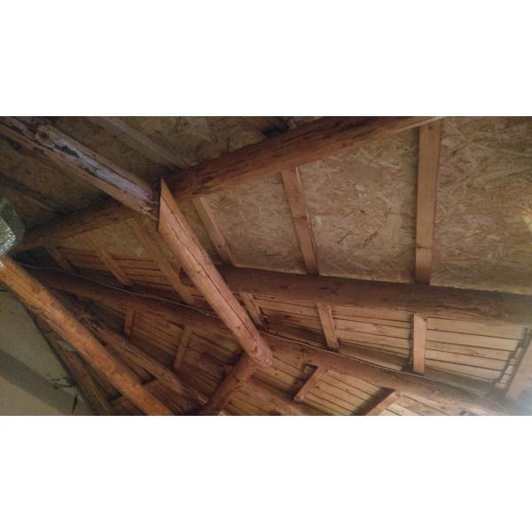 Drewniany bar "Hawajski"