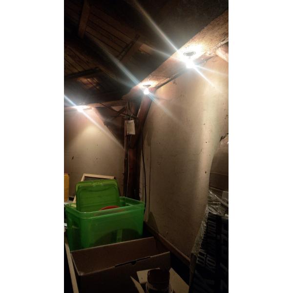 Drewniany bar "Hawajski"