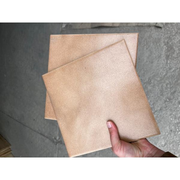 Tanie kafle włoskie, niemieckie, różne wzory i kolory