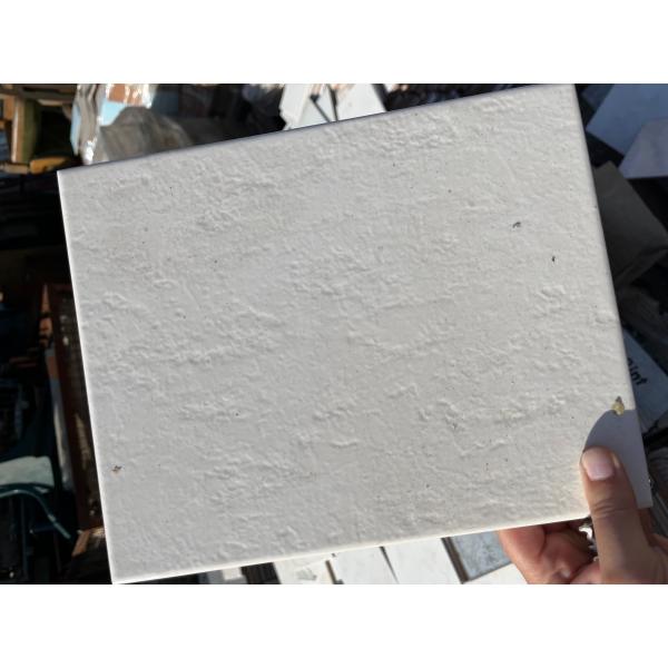 Tanie kafle włoskie, niemieckie, różne wzory i kolory